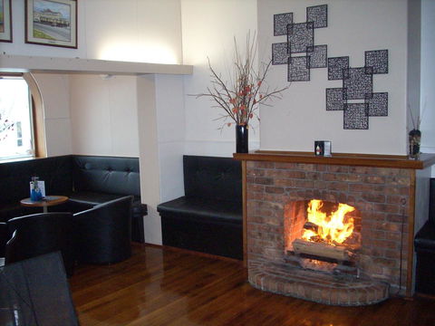 Bridge Hotel - Accommodation Port Macquarie 17