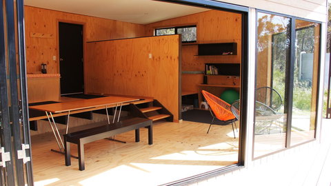 BAY OF FIRES ECO HUT Off Grid Experience At Binalong Bay - Accommodation Port Macquarie 2