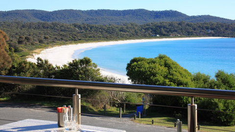BAY OF FIRES ECO HUT Off Grid Experience At Binalong Bay - Accommodation Port Macquarie 13