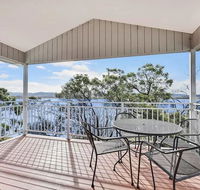 Waterfront Spectacular - Accommodation Port Macquarie
