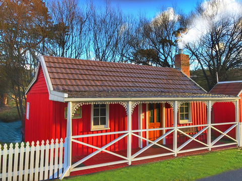Platypus Playground Riverside Cottage - Accommodation Port Macquarie 0