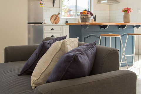 New Aptmnt Only 5 Mins To Mona Gallery - Accommodation Port Macquarie 3