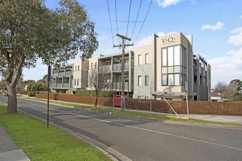 Astra Apartments Glen Waverley @Springvale RD - Accommodation Port Macquarie 14
