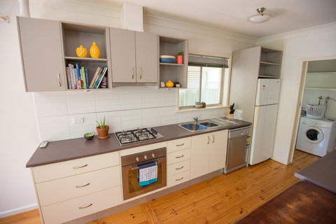 Flora Hill Creek Views - Accommodation Port Macquarie 4