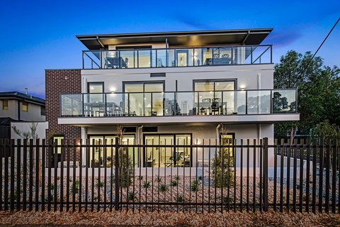 Manhattan Apartments - Notting Hill - Accommodation Port Macquarie 16