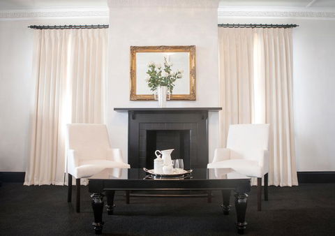 The Royal Hotel Mornington - Accommodation Port Macquarie 3
