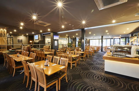 Mornington Hotel - Accommodation Port Macquarie 11
