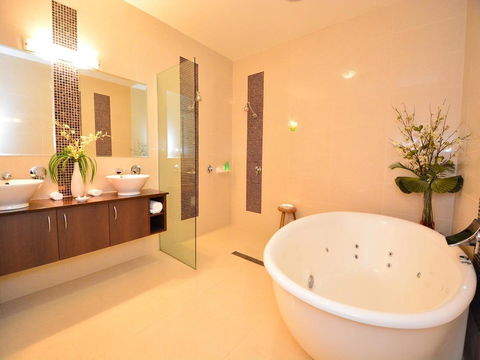 Mornington Hotel - Accommodation Port Macquarie 25