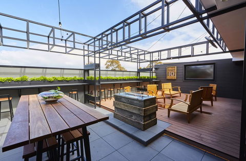 Mornington Hotel - Accommodation Port Macquarie 6