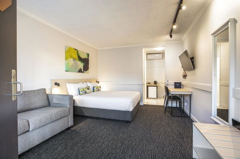 Nightcap At Matthew Flinders Hotel - Accommodation Port Macquarie 3
