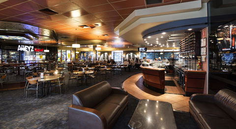 Nightcap At Matthew Flinders Hotel - Accommodation Port Macquarie 5