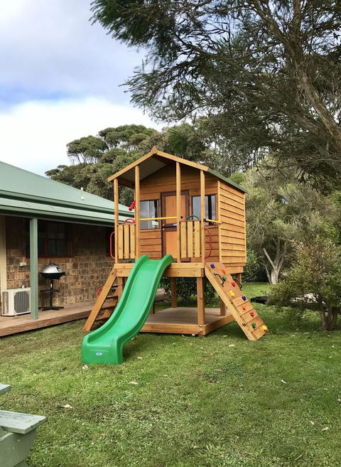 Apollo Bay Cottages - Accommodation Port Macquarie 5