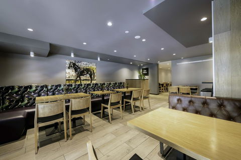 Brady Hotels Central Melbourne - Accommodation Port Macquarie 15