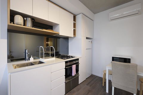 Mono Apartments On La Trobe Street - Accommodation Port Macquarie 18