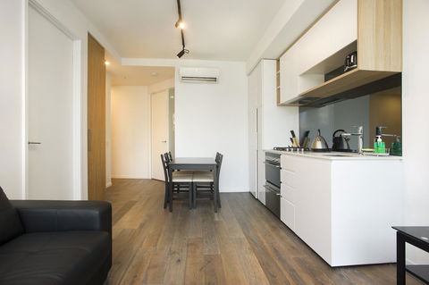 Mono Apartments On La Trobe Street - Accommodation Port Macquarie 7