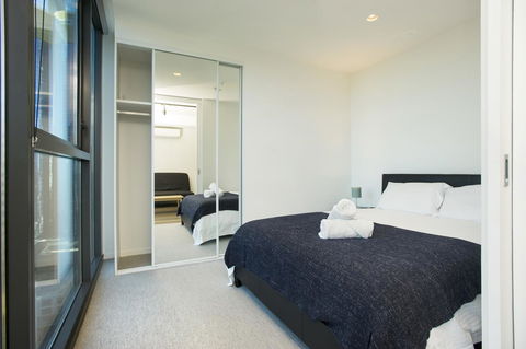 Mono Apartments On La Trobe Street - Accommodation Port Macquarie 14