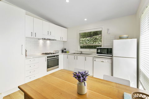 Bilinga Cottages - Accommodation Port Macquarie 6