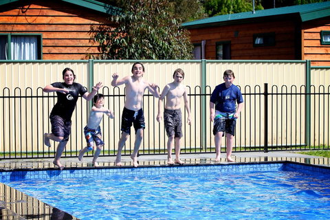Tasman Holiday Parks - Geelong - Accommodation Port Macquarie 2