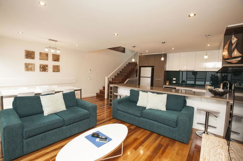 7 Falls Apartments - Accommodation Port Macquarie 4