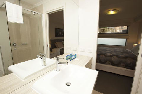 7 Falls Apartments - Accommodation Port Macquarie 17