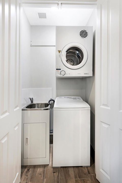 Manhattan Apartments - Caulfield North - Accommodation Port Macquarie 29