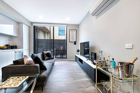 Manhattan Apartments - Caulfield North - Accommodation Port Macquarie 5