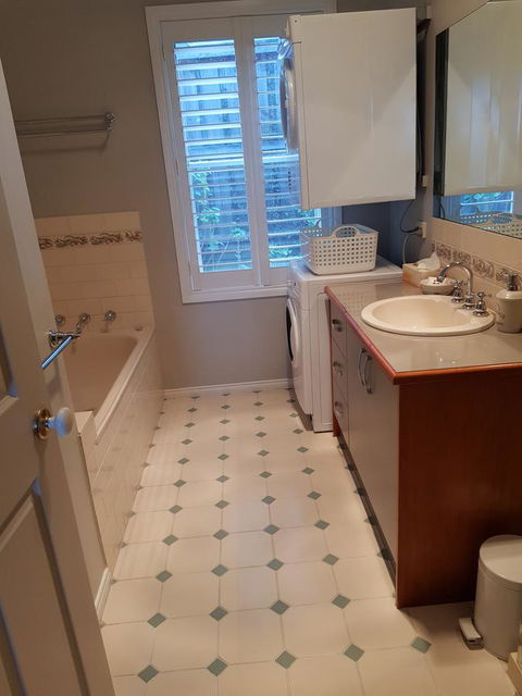 Oxford Rise Apartment - Accommodation Port Macquarie 10