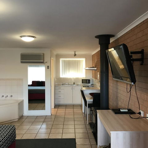 Beachcomber Motel & Apartments - Accommodation Port Macquarie 5
