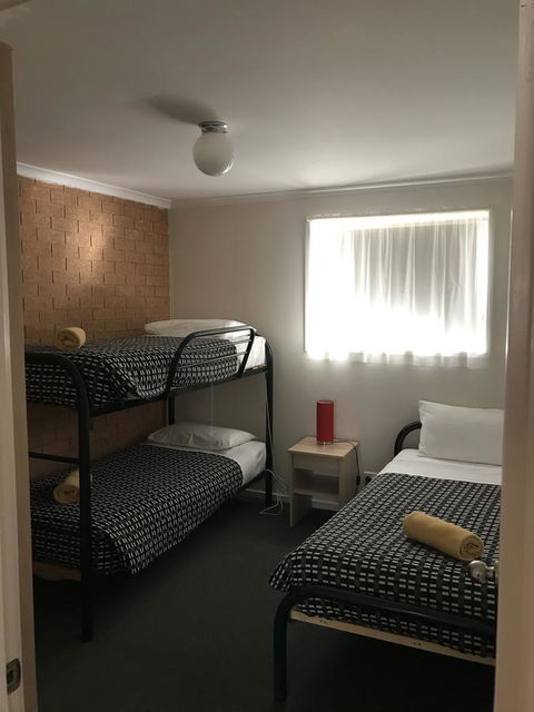Beachcomber Motel & Apartments - Accommodation Port Macquarie 10