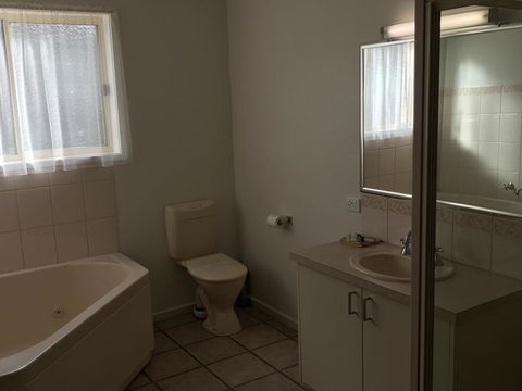 Beachcomber Motel & Apartments - Accommodation Port Macquarie 9