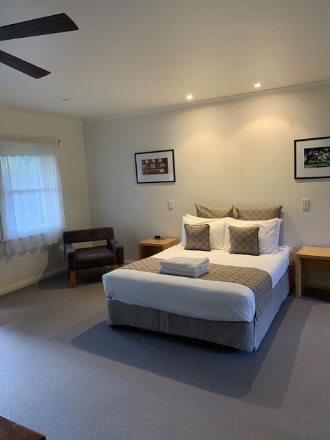 Dunkeld Studio Accommodation - Accommodation Port Macquarie 5