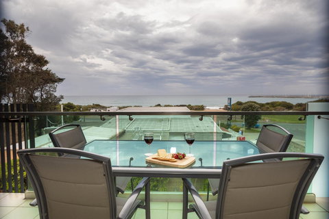The Dolphin Apartments - Accommodation Port Macquarie 4