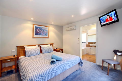 Anchorage Motel & Villas Lorne - Accommodation Port Macquarie 2