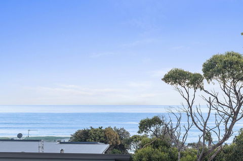 Ocean View Treetops Retreat - Accommodation Port Macquarie 9