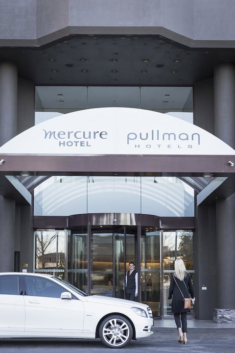 Mercure Melbourne Albert Park - Accommodation Port Macquarie 1