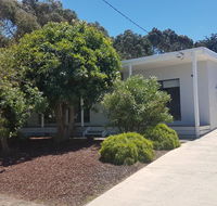 Island Escape - Accommodation Port Macquarie