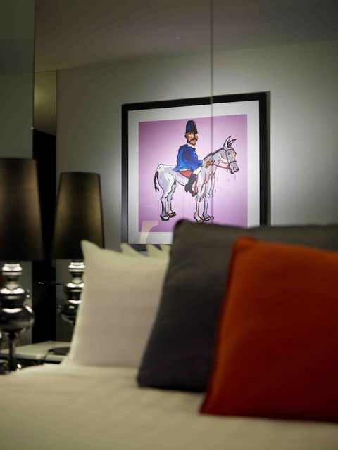 The Cullen Melbourne - Art Series - Accommodation Port Macquarie 10