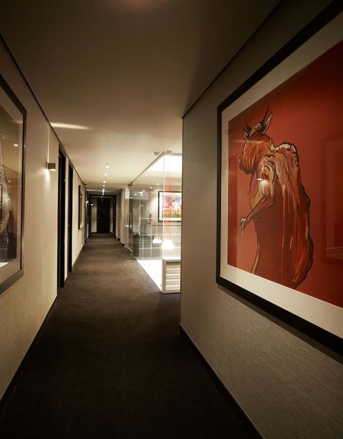 The Cullen Melbourne - Art Series - Accommodation Port Macquarie 33