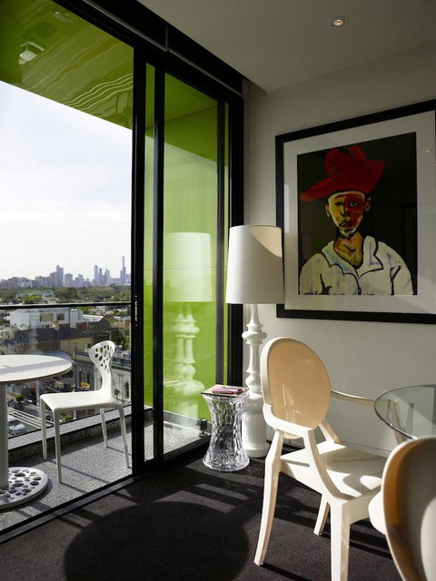 The Cullen Melbourne - Art Series - Accommodation Port Macquarie 5