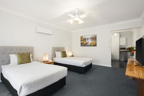 The International Motel Apollo Bay - Accommodation Port Macquarie 13