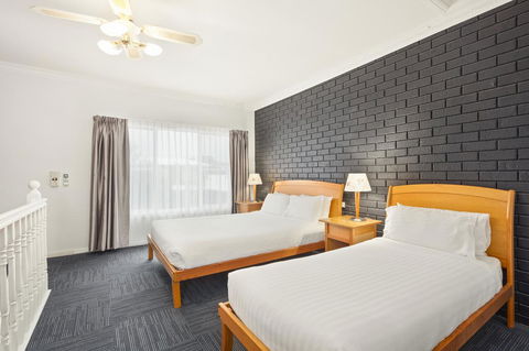 The International Motel Apollo Bay - Accommodation Port Macquarie 9