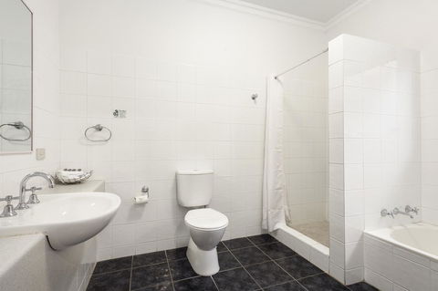 The International Motel Apollo Bay - Accommodation Port Macquarie 11