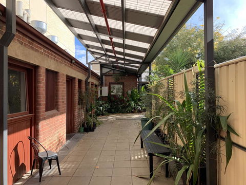 CROWN CENTRAL BUSINESS DISTRICT MOTEL - NO UNDER 18s - Accommodation Port Macquarie 3