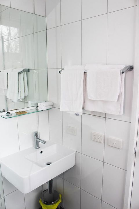 CROWN CENTRAL BUSINESS DISTRICT MOTEL - NO UNDER 18s - Accommodation Port Macquarie 42