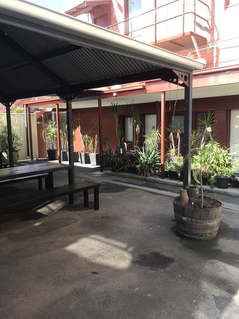 CROWN CENTRAL BUSINESS DISTRICT MOTEL - NO UNDER 18s - Accommodation Port Macquarie 13