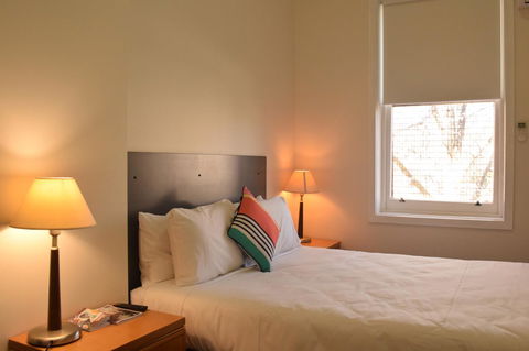 CROWN CENTRAL BUSINESS DISTRICT MOTEL - NO UNDER 18s - Accommodation Port Macquarie 32