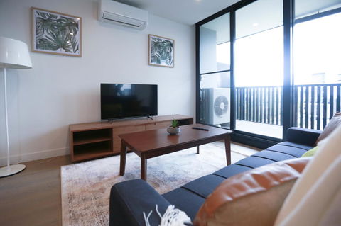 Box Hill 2 Bedroom Apt (La Maison) 02 - Accommodation Port Macquarie 2