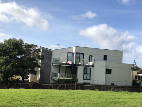 Apartments In Phillip Island Towers - Block C - Accommodation Port Macquarie 33