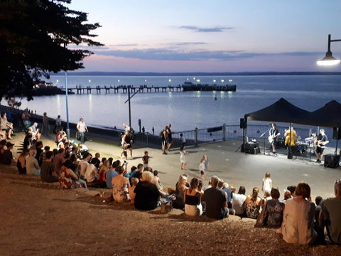 Apartments In Phillip Island Towers - Block C - Accommodation Port Macquarie 9