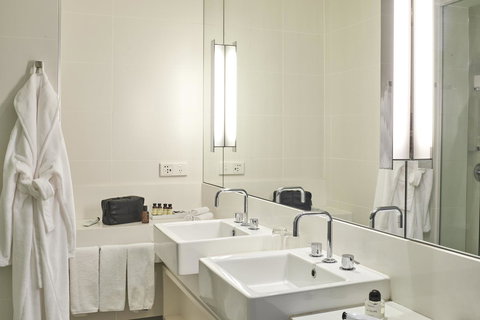 Pullman Melbourne On The Park - Accommodation Port Macquarie 13